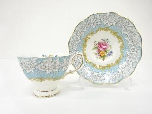 ROYAL ALBERT　ロイヤルアルバート　エンチャントメント　カップ＆ソーサー